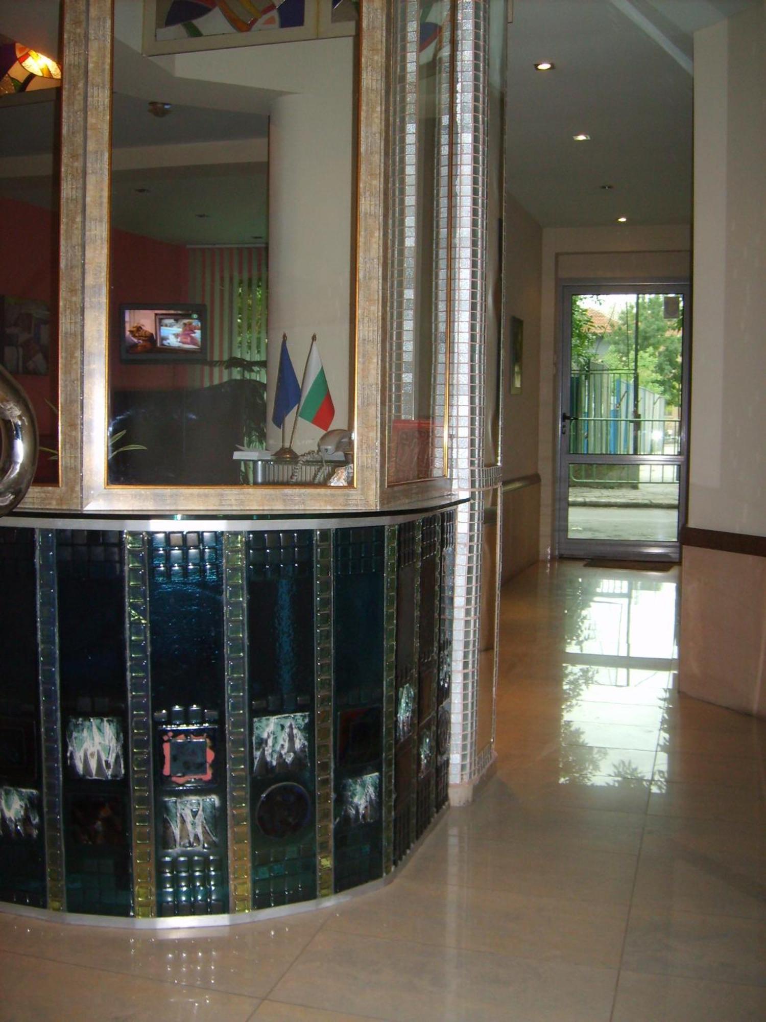 Hotel Trakart Residence Plovdiv Extérieur photo